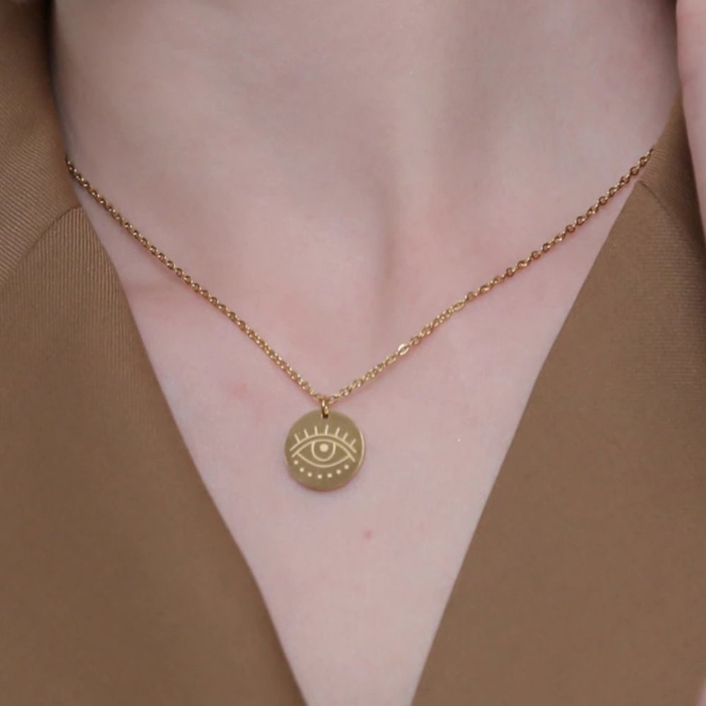 NEW 18K Gold Plated Round Eye Pendant Necklace - Picture 1 of 4